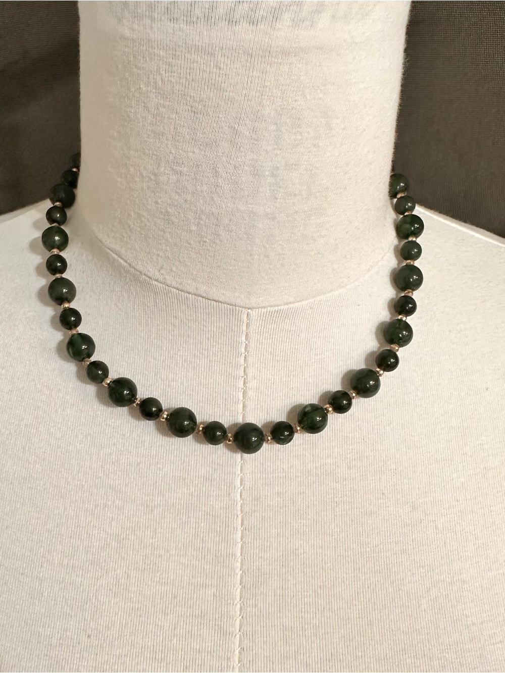 Beaded Necklace - Elegant Women’s Jewelry Vintage Women's Beaded Necklace black